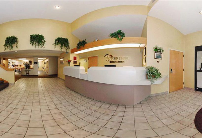 Hotel Econo Lodge Inn & Suites Raleigh  | Raleigh | North Carolina | United States 1