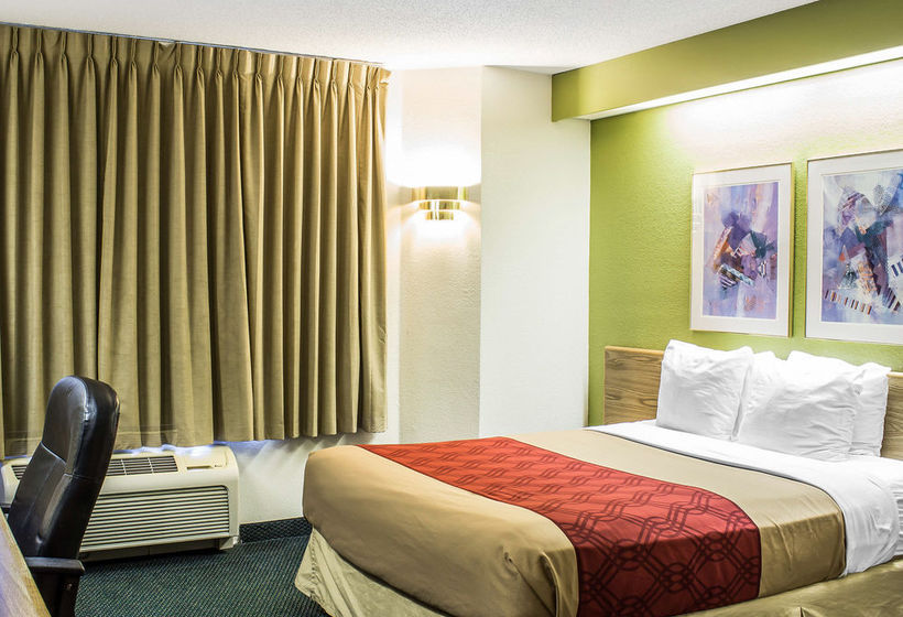 Hotel Econo Lodge Inn & Suites Raleigh  | Raleigh | North Carolina | United States 13