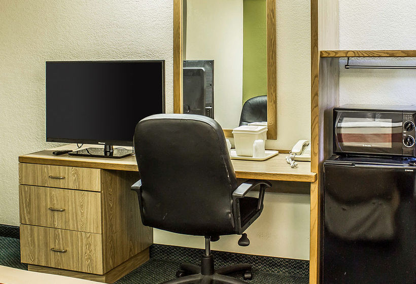 Hotel Econo Lodge Inn & Suites Raleigh  | Raleigh | North Carolina | United States 14