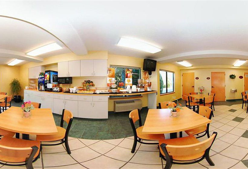 Hotel Econo Lodge Inn & Suites Raleigh  | Raleigh | North Carolina | United States 2