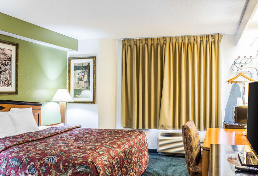 Hotel Econo Lodge Inn & Suites Raleigh  | Raleigh | North Carolina | United States 20