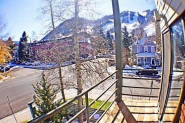 Bed and Breakfast Snow Queen Victorian Bed&Breakfast Lodge  | Aspen | Colorado | United States 14