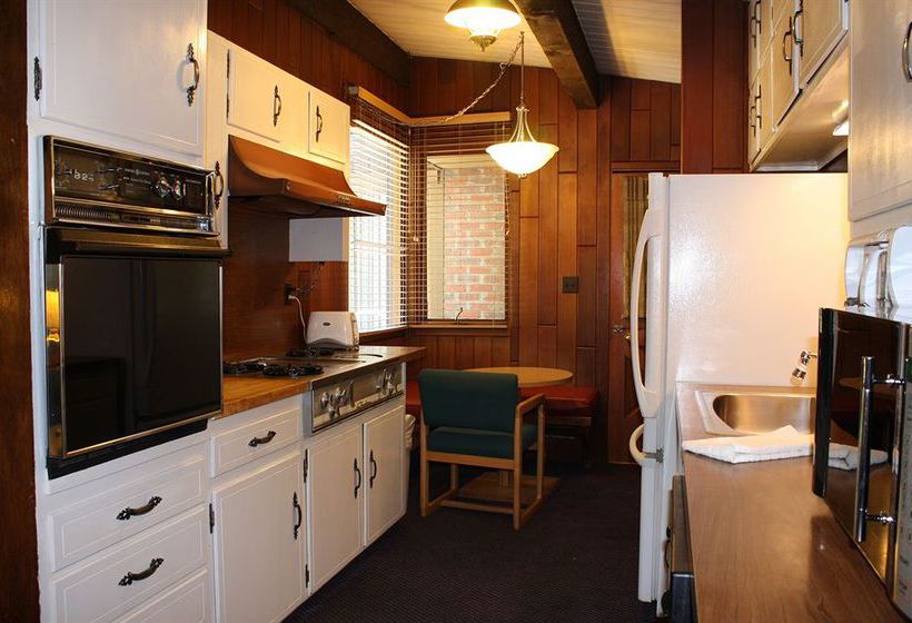 Hotel Saint Moritz Lodge & Condominiums  | Aspen | Colorado | United States 20