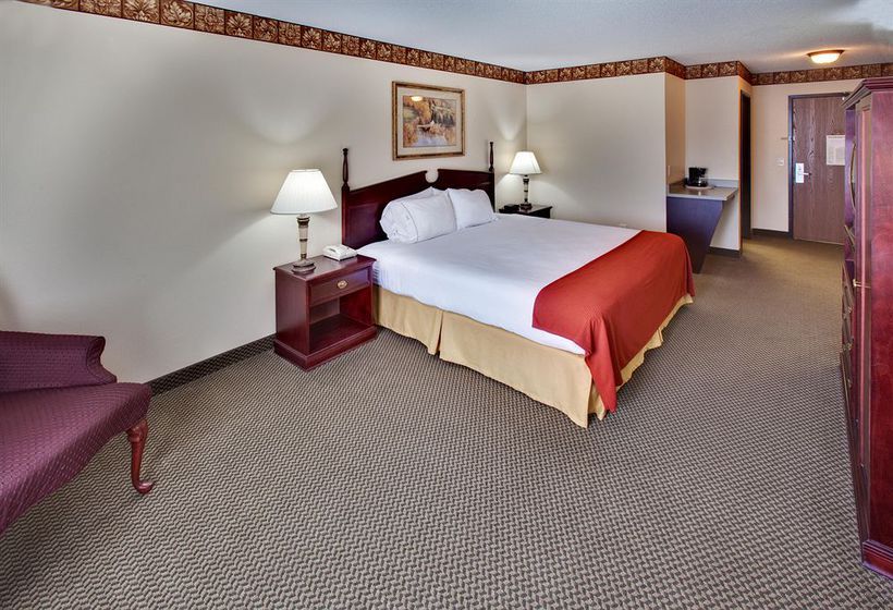 Hotel Holiday Inn Express Watertown  | Watertown | South Dakota | United States 1