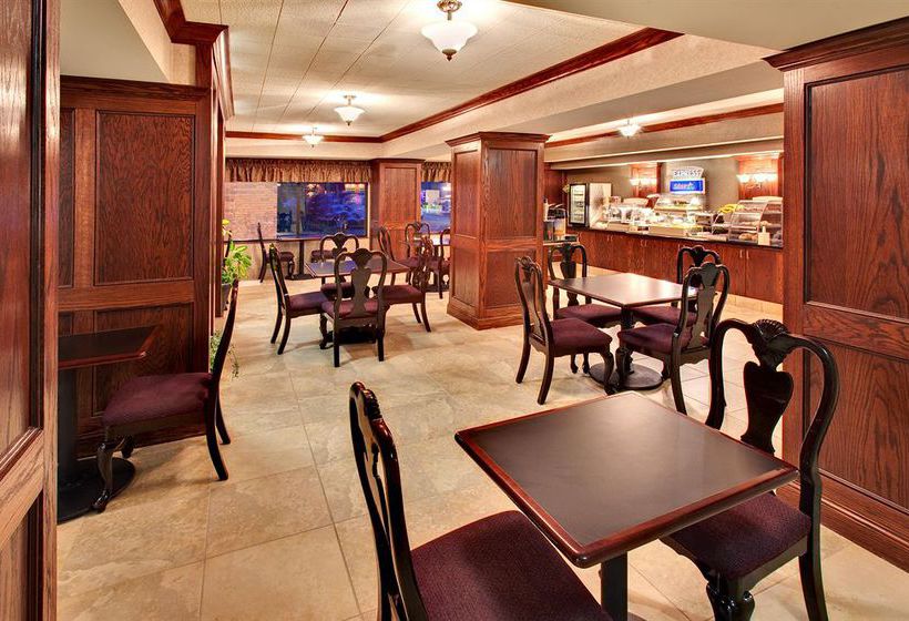 Hotel Holiday Inn Express Watertown  | Watertown | South Dakota | United States 16