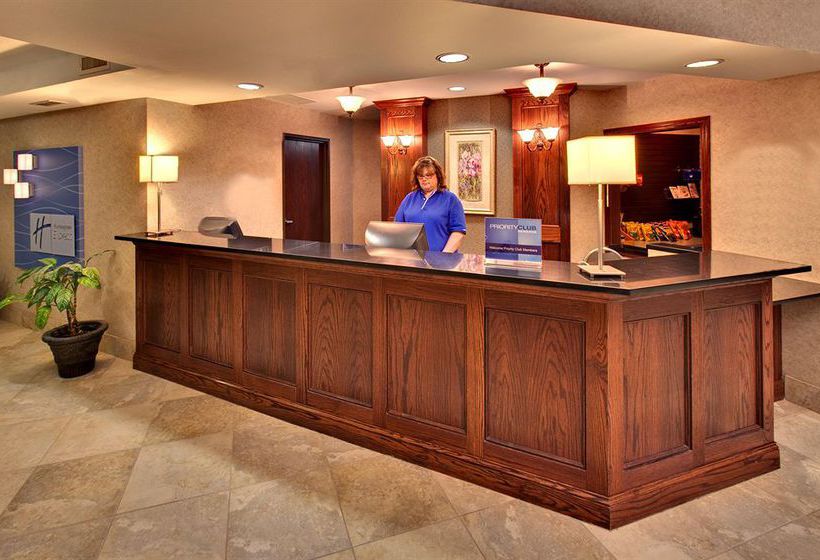 Hotel Holiday Inn Express Watertown  | Watertown | South Dakota | United States 17