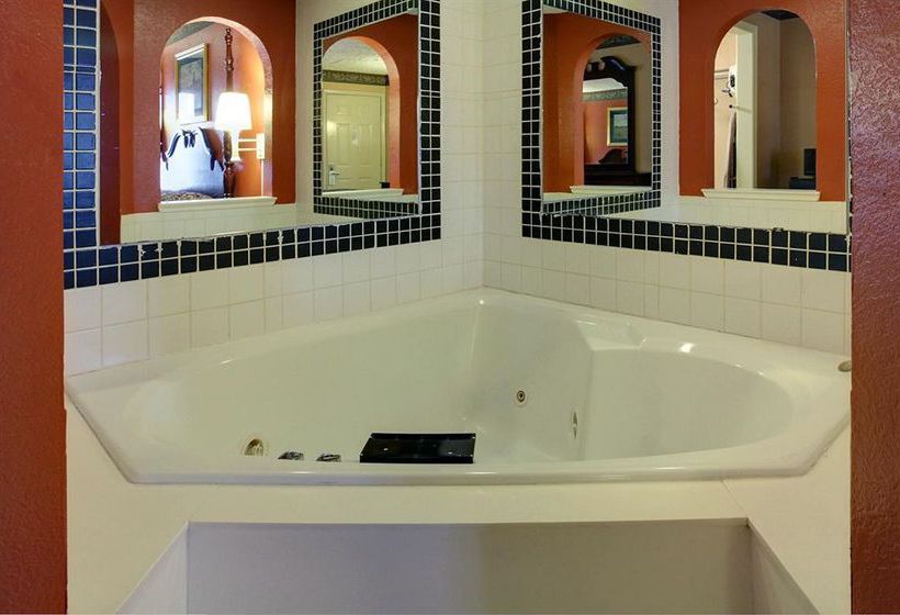 Hotel Americas Best Value Inn  | Longview | Texas | United States 10