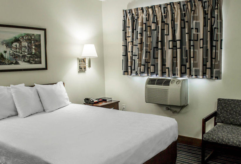 Hotel Suburban Extended Stay Greensboro  | Greensboro | North Carolina | United States 11