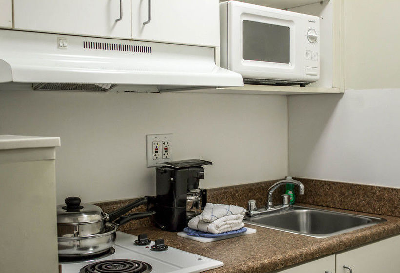 Hotel Suburban Extended Stay Greensboro  | Greensboro | North Carolina | United States 14