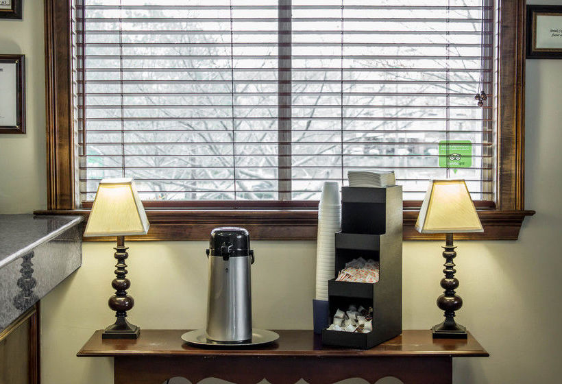 Hotel Suburban Extended Stay Greensboro  | Greensboro | North Carolina | United States 6