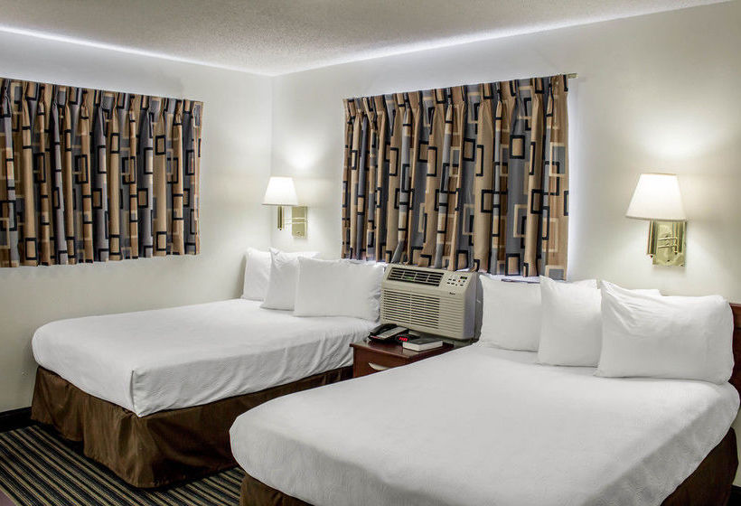 Hotel Suburban Extended Stay Greensboro  | Greensboro | North Carolina | United States 8