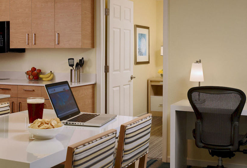 Hotel Staybridge Suites Somerset  | Somerset | New Jersey | United States 20