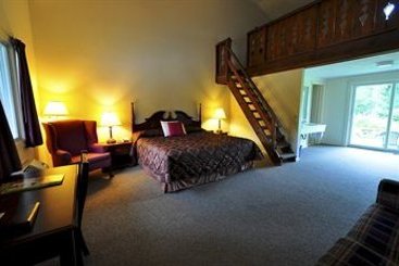 Hotel Sun & Ski Motor Inn  | Stowe | Vermont | United States 2