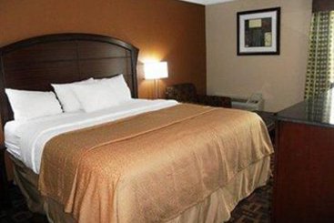 Hotel Quality Inn & Suites 