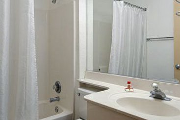 Hotel Super 8 Phoenix West I-10  | Phoenix | Arizona | United States 4