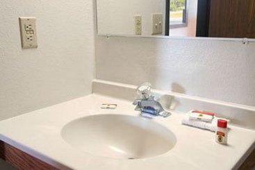 Hotel Super 8 Charlotteamusement Park  | Charlotte | North Carolina | United States 4