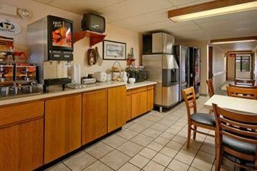 Super 8 Motel  | Hannibal | Missouri | United States 4