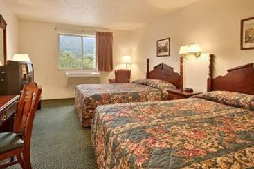 Super 8 Motel  | Burnham | Pennsylvania | United States 6