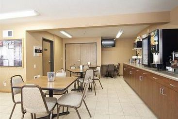 Motel Econo Lodge New Ulm   | New Ulm | Minnesota | United States 2
