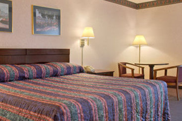 Motel Super 8 Evansville North  | Evansville | Indiana | United States 4