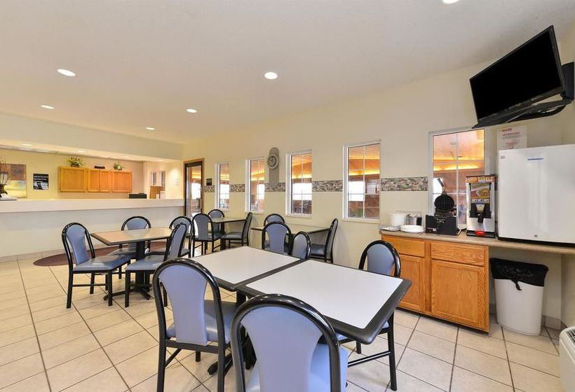 Motel Super 8 Stuart  | Stuart | Iowa | United States 9