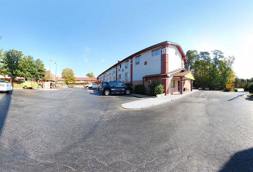 Hotel Super 8 Greensboro Coliseum Conv.