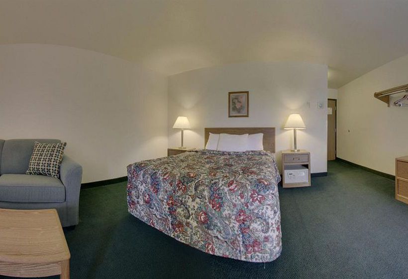 Motel Super 8 Shawano  | Shawano | Wisconsin | United States 5