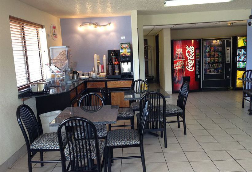 Motel Super 8 New Castle  | New Castle | Delaware | United States 1