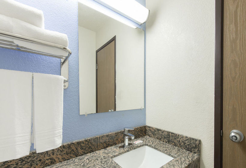 Motel Super 8 New Castle  | New Castle | Delaware | United States 13