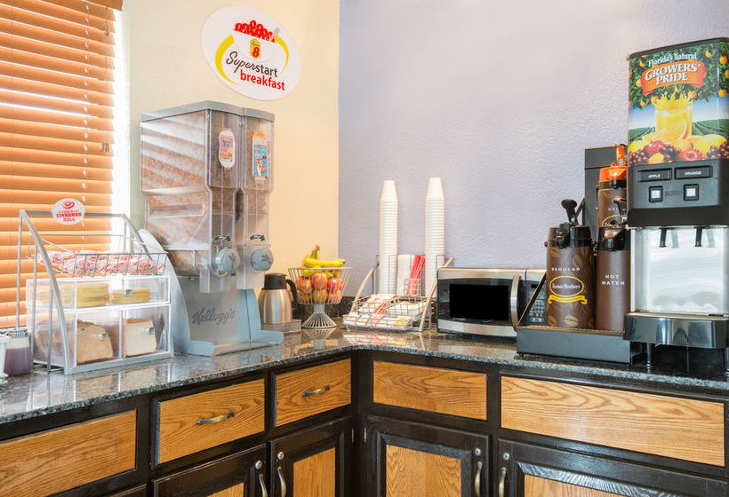 Motel Super 8 New Castle  | New Castle | Delaware | United States 19