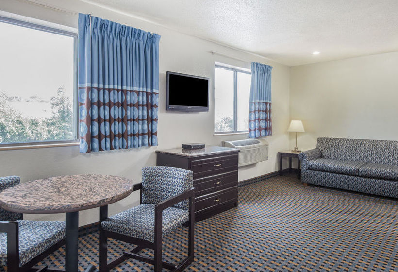 Motel Super 8 New Castle  | New Castle | Delaware | United States 20