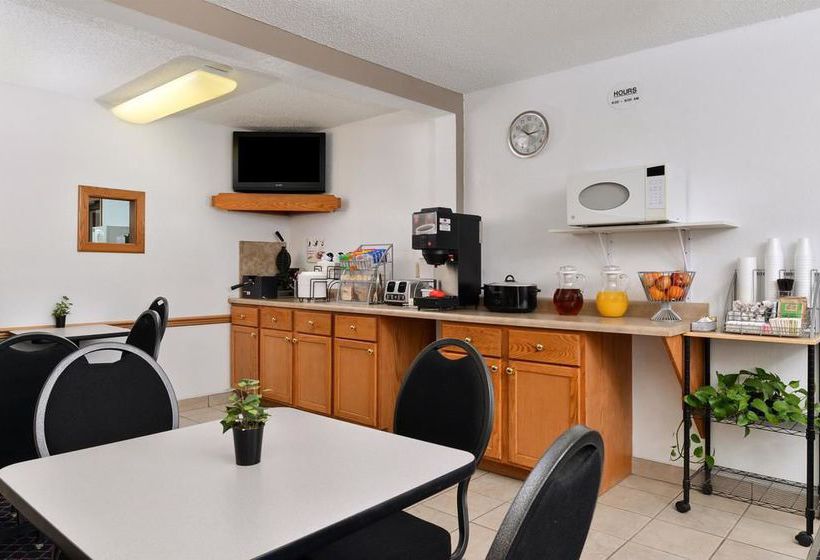 Super 8 Motel Maryville  | Maryville | Missouri | United States 5