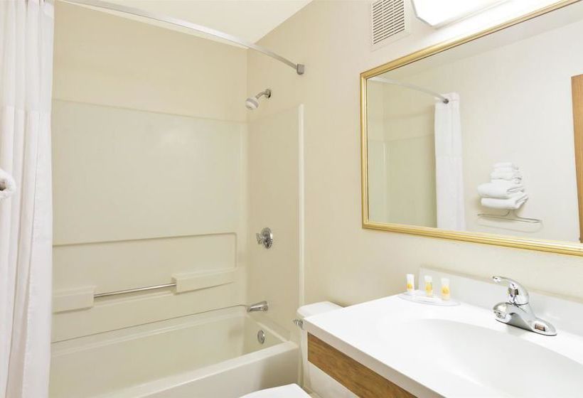 Motel Days Inn Brunswick Bath Area  | Brunswick | Maine | United States 10