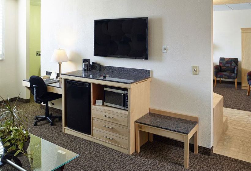 Motel LivINN Hotel St Paul East Maplewood   | Maplewood | Minnesota | United States 11