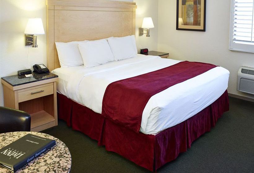 Motel LivINN Hotel St Paul East Maplewood   | Maplewood | Minnesota | United States 5