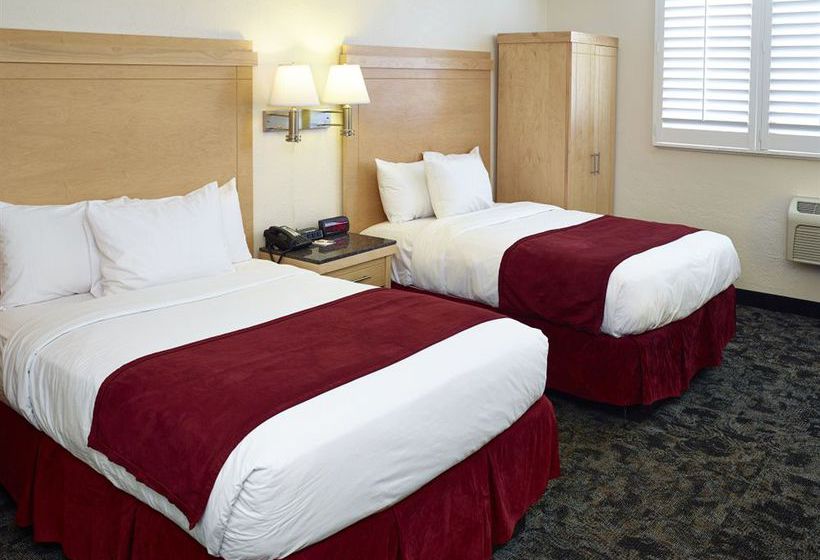 Motel LivINN Hotel St Paul East Maplewood   | Maplewood | Minnesota | United States 8