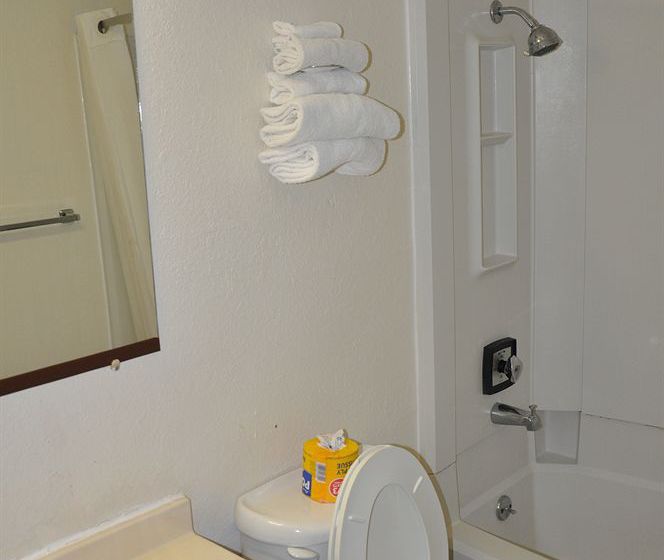 Motel Super 8 Beaumont I-10 East  | Beaumont | Texas | United States 12