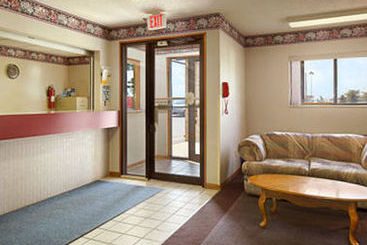 Super 8 Motel  | Princeton | Illinois | United States 3