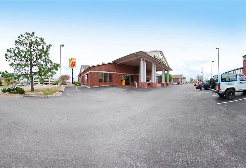 Hotel Super 8 Tulsa Downtown East  | Tulsa | Oklahoma | United States 3