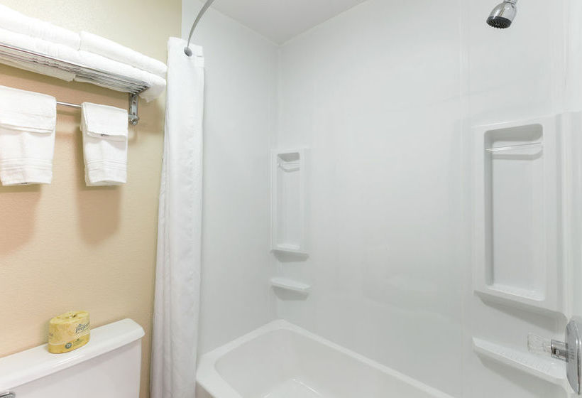 Motel Super 8 Radcliff Ft. Knox Area  | Radcliff | Kentucky | United States 6