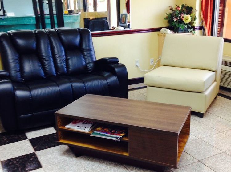 Hotel Super 8 Forest Park 