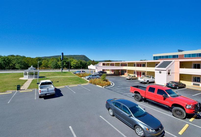 Super 8 Motel  | Harrisburg | Pennsylvania | United States 6