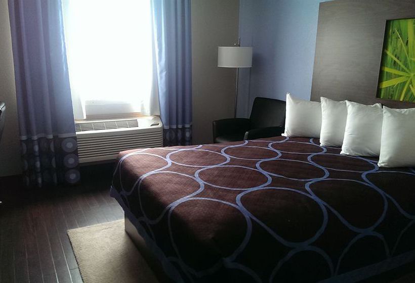 Hotel Super 8 Louisville Airport  | Louisville | Kentucky | United States 3