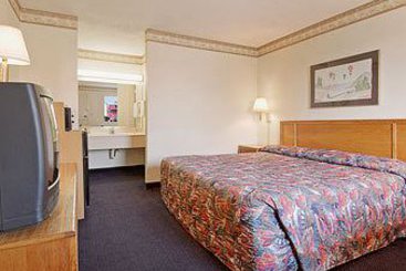 Motel Super 8 Charlotte Sunset Road  | Charlotte | North Carolina | United States 2