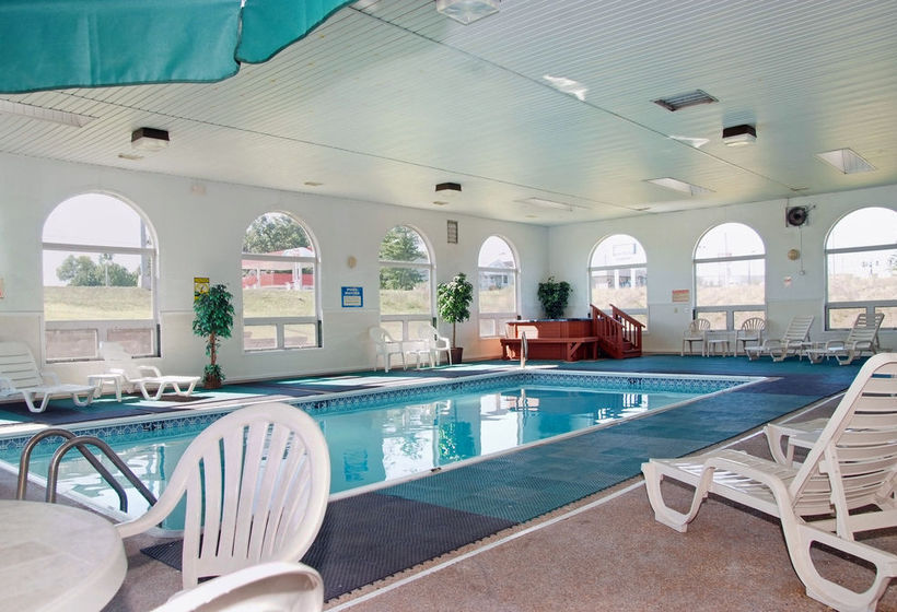 Super 8 Motel Osage Beach   | Osage Beach | Missouri | United States 18