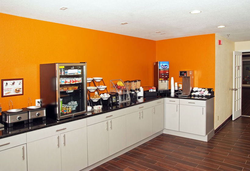 Super 8 Motel Osage Beach   | Osage Beach | Missouri | United States 2