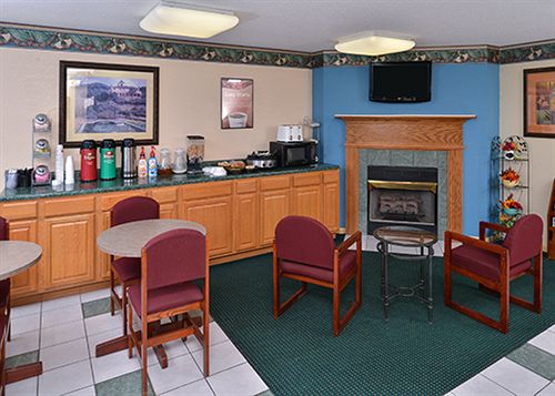 Motel Super 8 Markle  | Markle | Indiana | United States 12