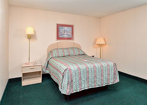 Motel Super 8 Markle  | Markle | Indiana | United States 7