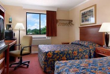 Motel Super 8 Suffolk Tidewater  | Suffolk | Virginia | United States 3