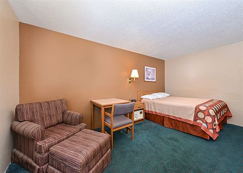 Motel Super 8 Dickinson ND  | Dickinson | North Dakota | United States 4